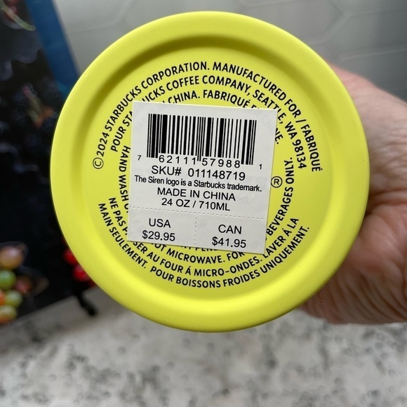 Starbucks 2024 Lime Green Geometric Stainless Steel Cold Cup. NWT.It’s a beauty! - Picture 8 of 8